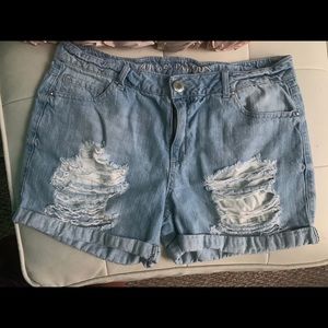 Almost Famous Destroyed Jean Denim Shorts Sz 11